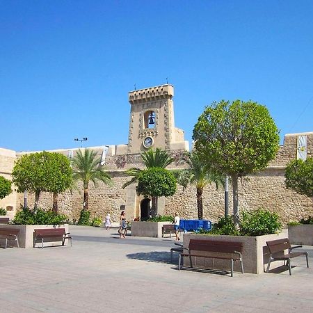 Sunny Apartment Near The Beach Santa Pola Esterno foto